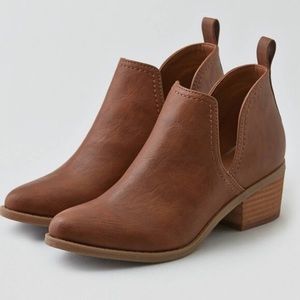 AEO Cutout Ankle Booties